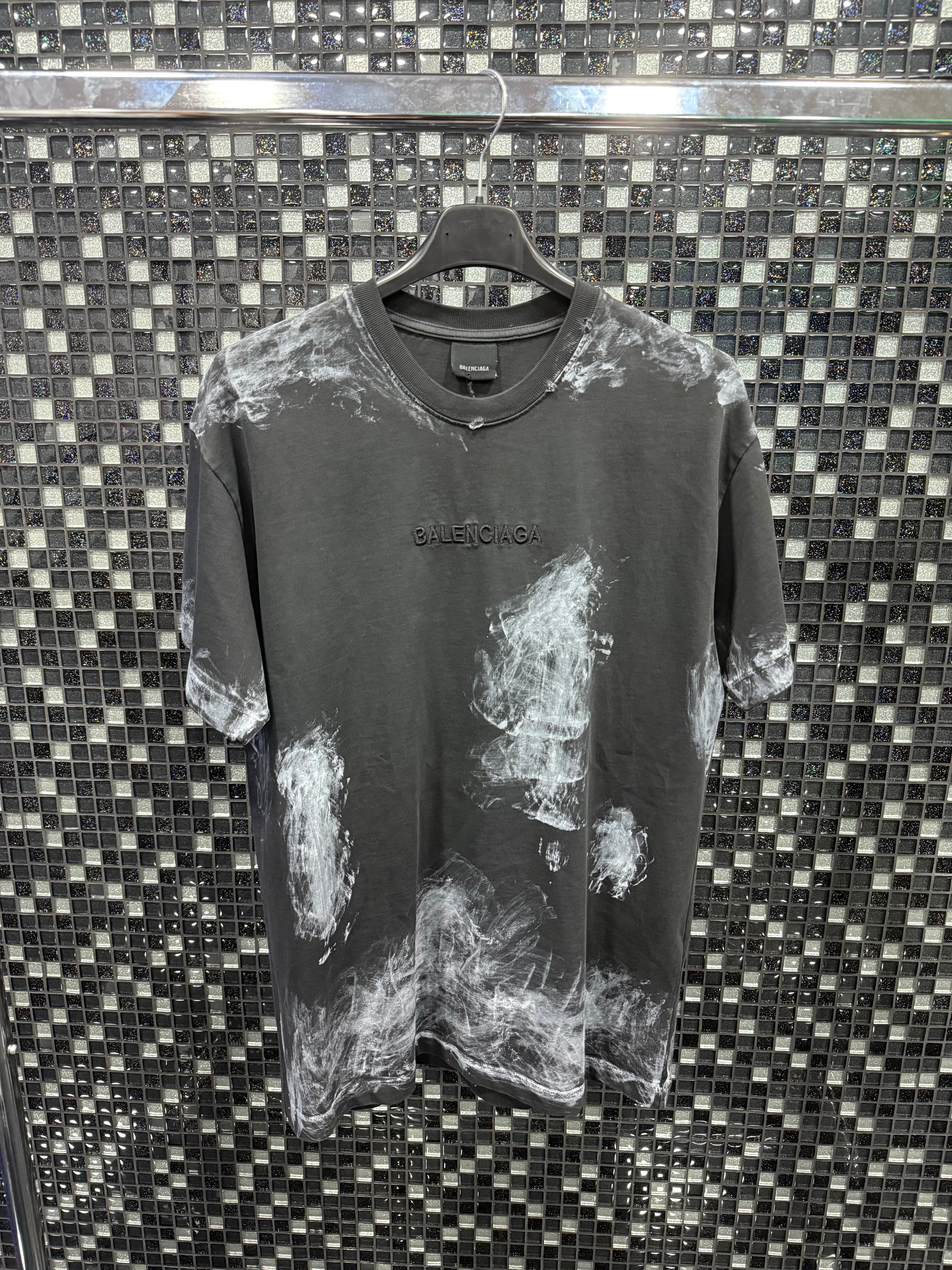 T-SHIRT BALENCIAGA